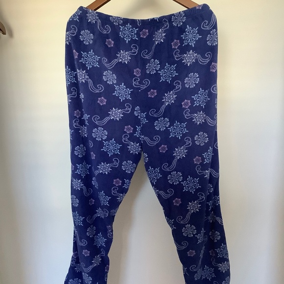 🌹2 for $15🌹 Northern Reflections Adult size L - Picture 3 of 4